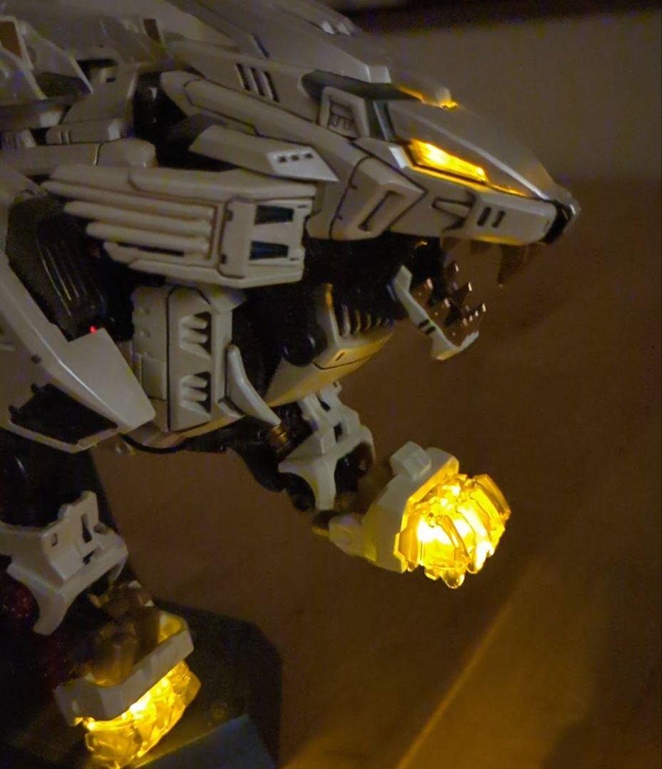 ケ*ン様 ゾイド　AZ-01 ライガーゼロ　全塗装　LED電飾改造　完成品