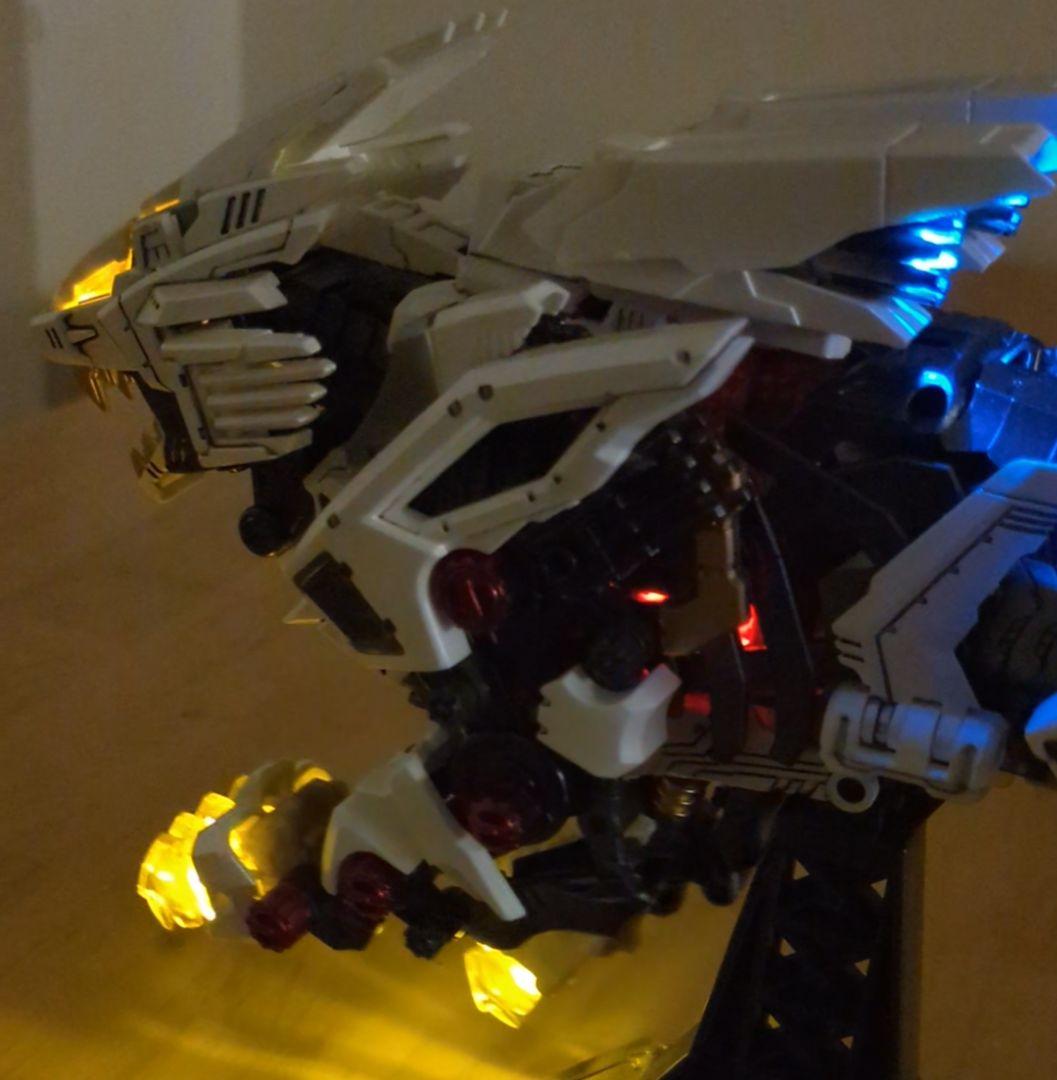 ケ*ン様 ゾイド　AZ-01 ライガーゼロ　全塗装　LED電飾改造　完成品