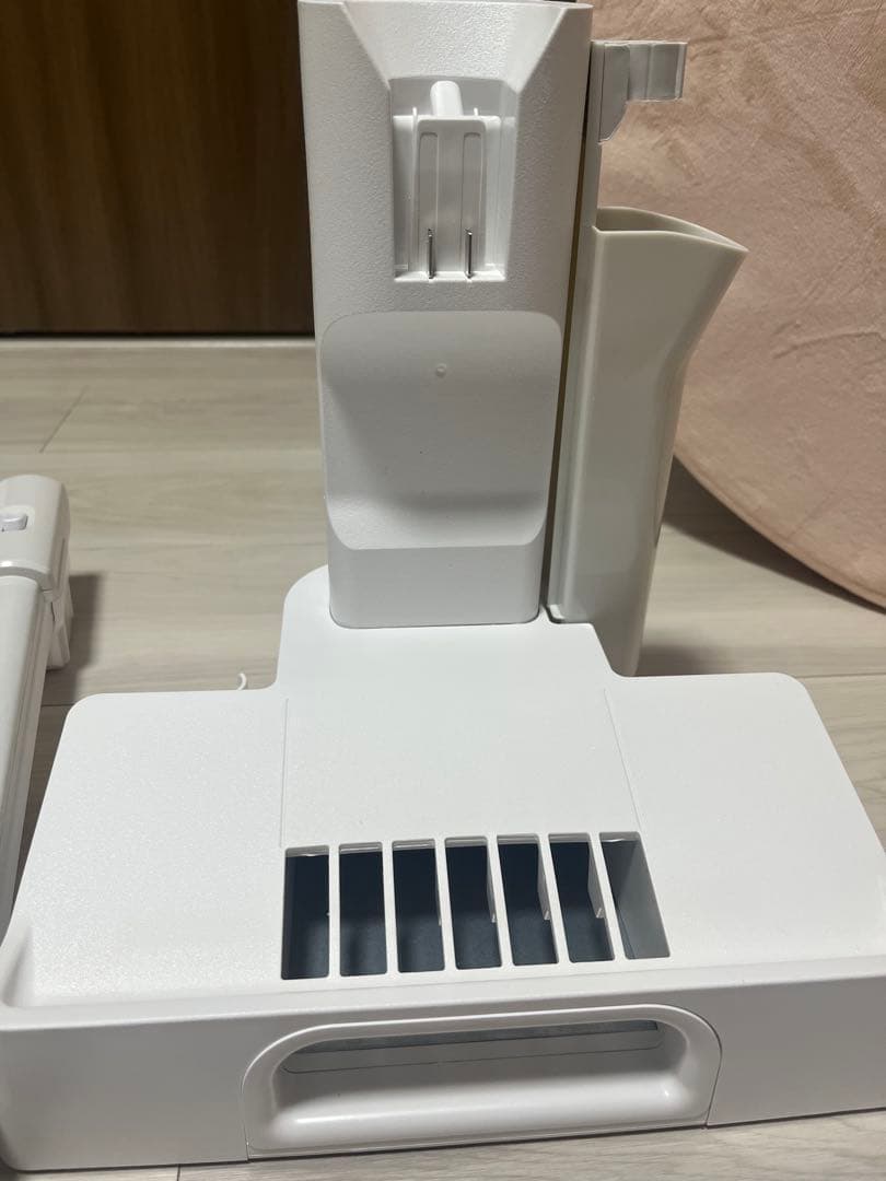 2024年アイリスオーヤマ　掃除機スティッククリーナー SCD-185PM-WH