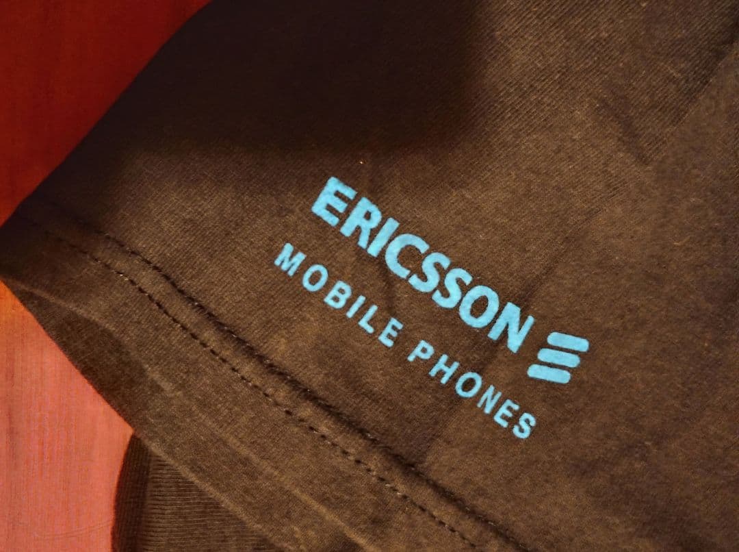 美品 007 ジェームズ・ボンドトゥモロー・ネバー・ダイ プロモ Tシャツ XL