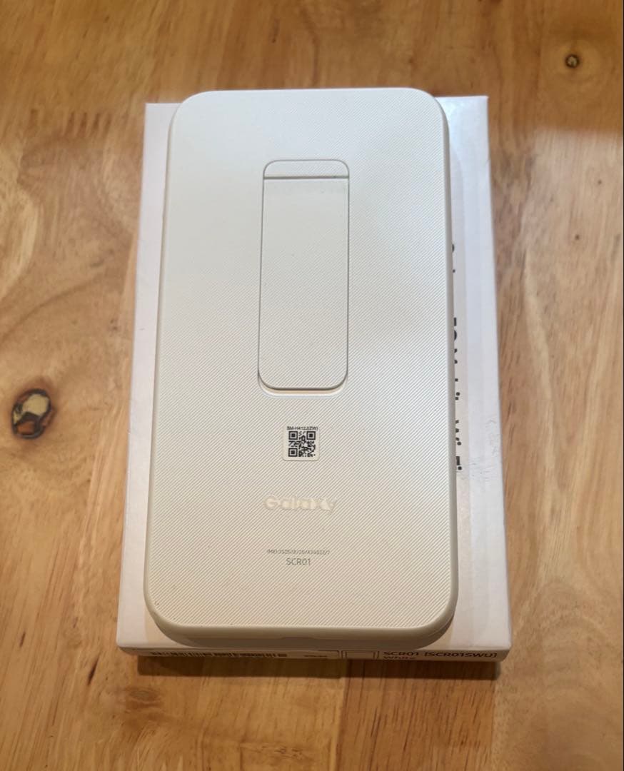 Galaxy 5G Mobile WiFi SCR01 ホワイト