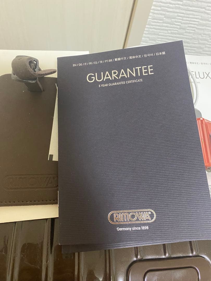 リモワ　サルサデラックス4輪