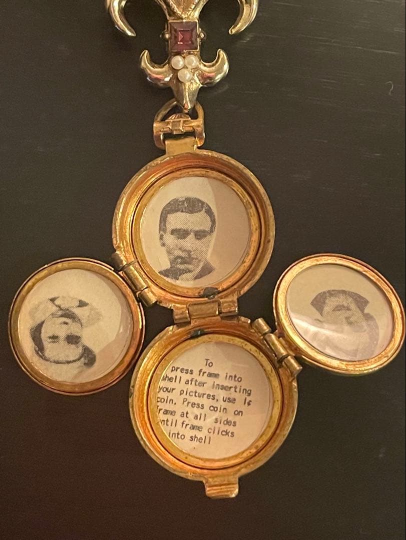 Coro Pegasus ロケットブローチ　ヴィンテージ