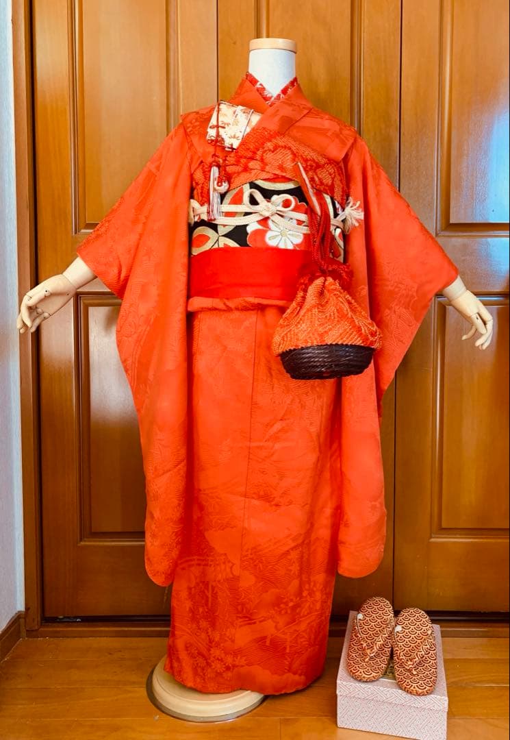 七五三　7歳の女の子のお振袖コーディネート　ハーフ成人式や卒業式にも　色無地