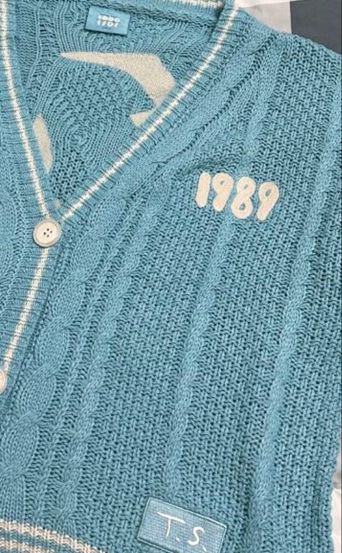 Taylor Swift カーディガン 1989