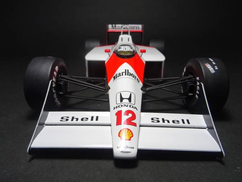 MENG MODEL1/12スケールMcLaren MP4/4 1988