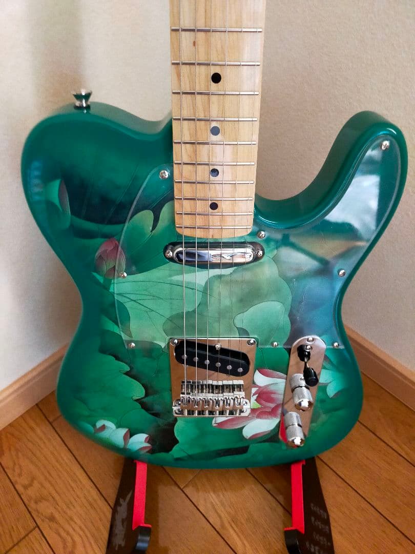 エレキギター 超美品!! 教本、スタンド付き 初心者セット！