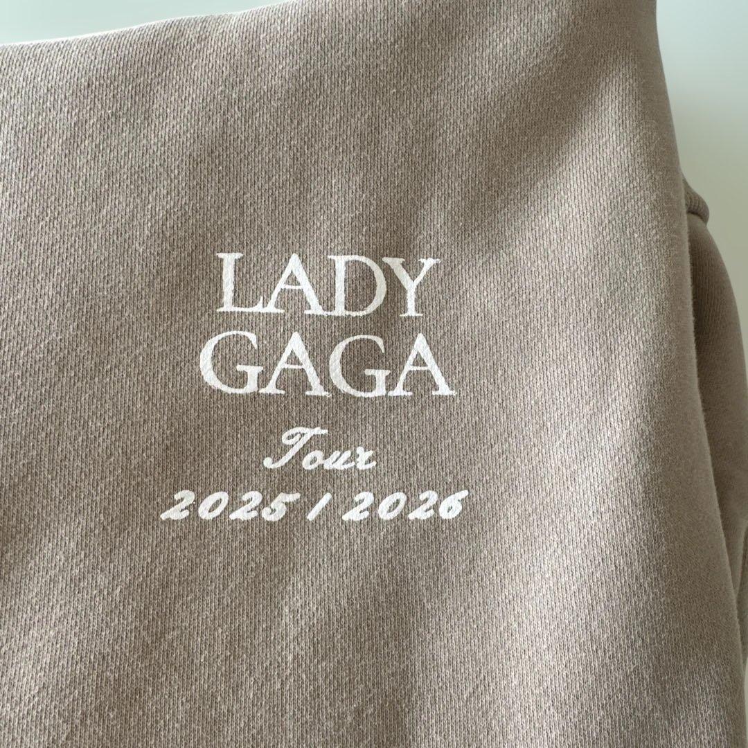 新品Lady Gaga The MAYHEM Ball 公式限定フーディ