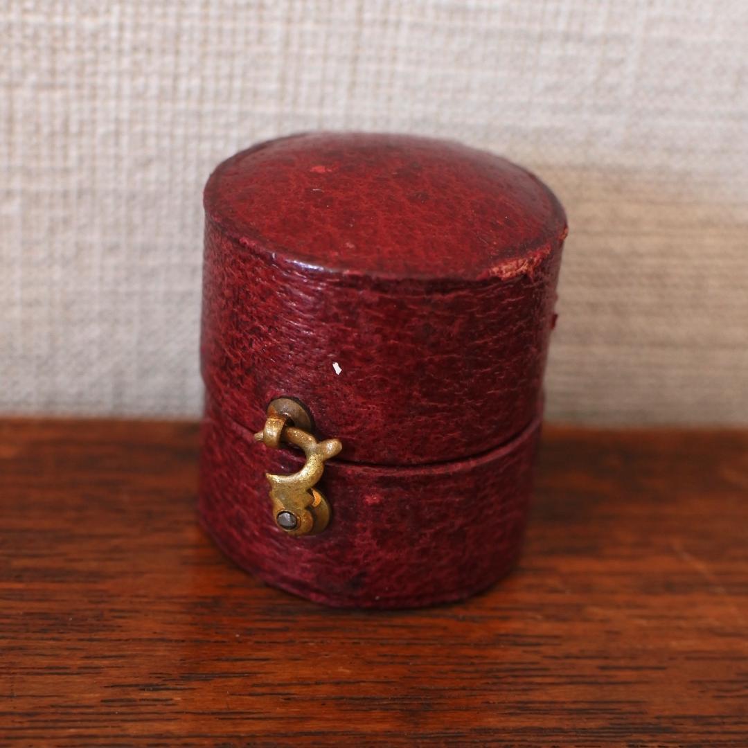 イギリスアンティークリングケース＊英国アンティークリングボックス＊茶レザー＊円形