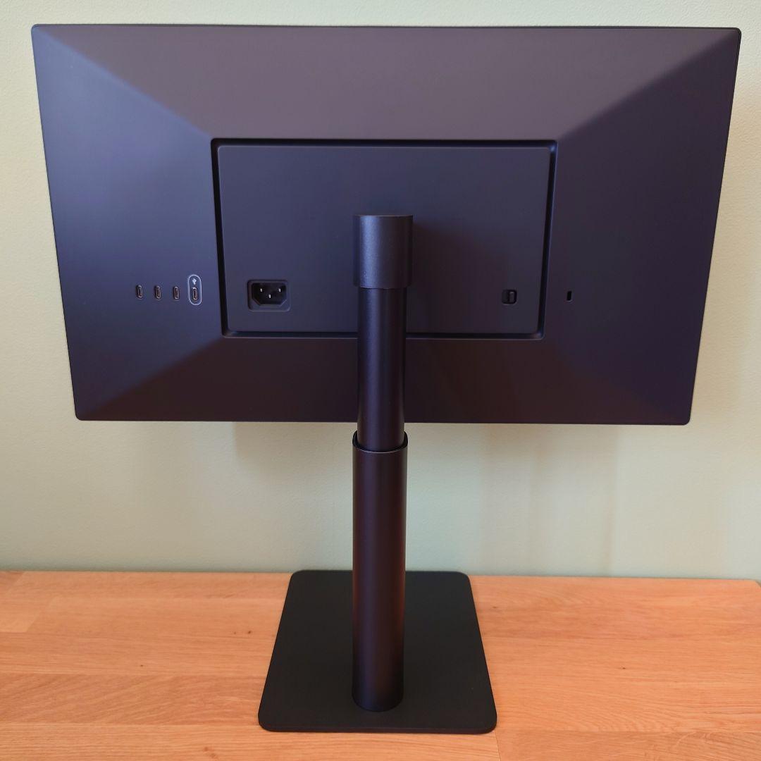 23.7インチUltraFine™ 4Kモニター 24MD4KL-B