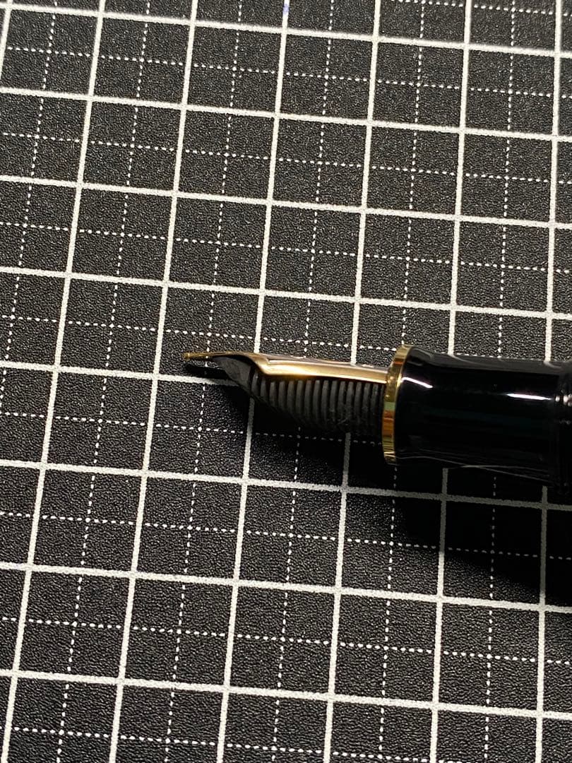Pelikan Souveran M800 GRAND-PLACE 万年筆