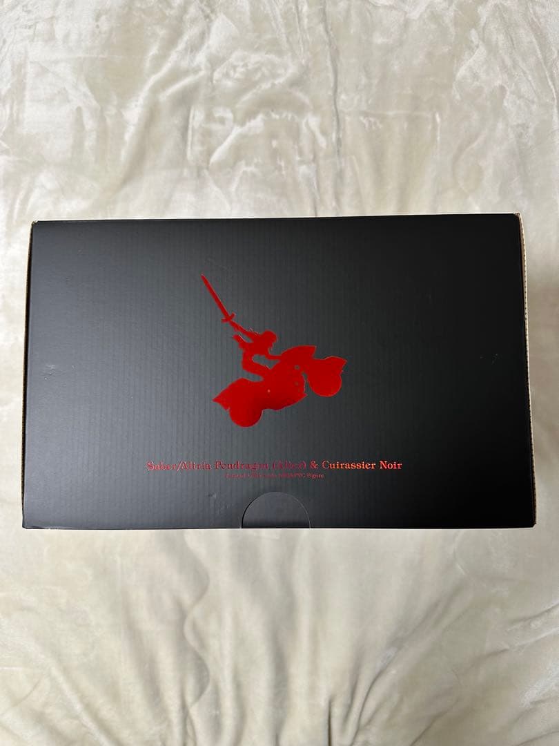 FGOセイバーオルタ＆キュイラッシェノ ワール 1/8スケールフィギュア