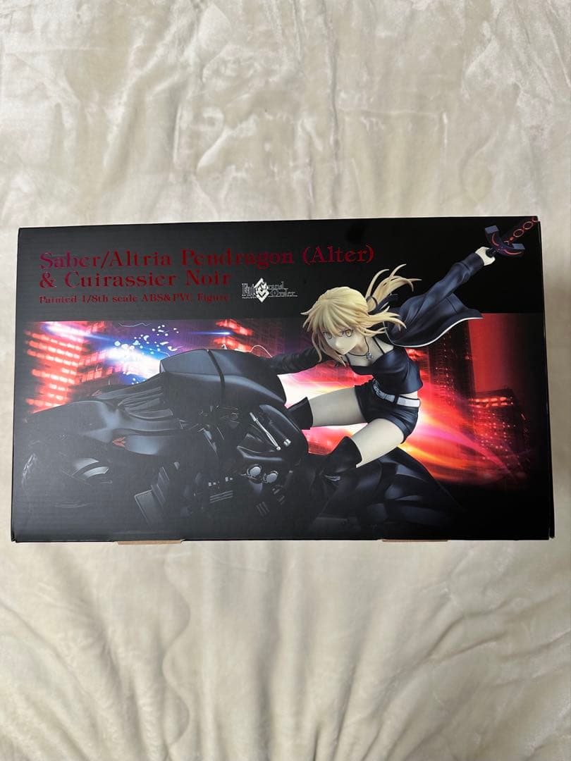 FGOセイバーオルタ＆キュイラッシェノ ワール 1/8スケールフィギュア
