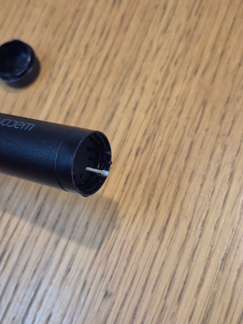 液タブ・ペンタブ Wacom Intuos Pro Small PTH-460