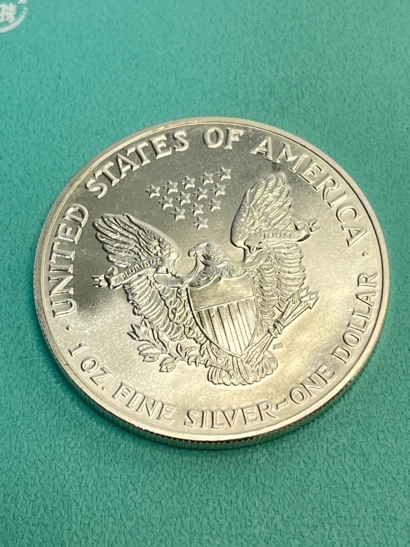 1989年「イーグル•ウォーキングリバティ」純銀1オンス銀貨