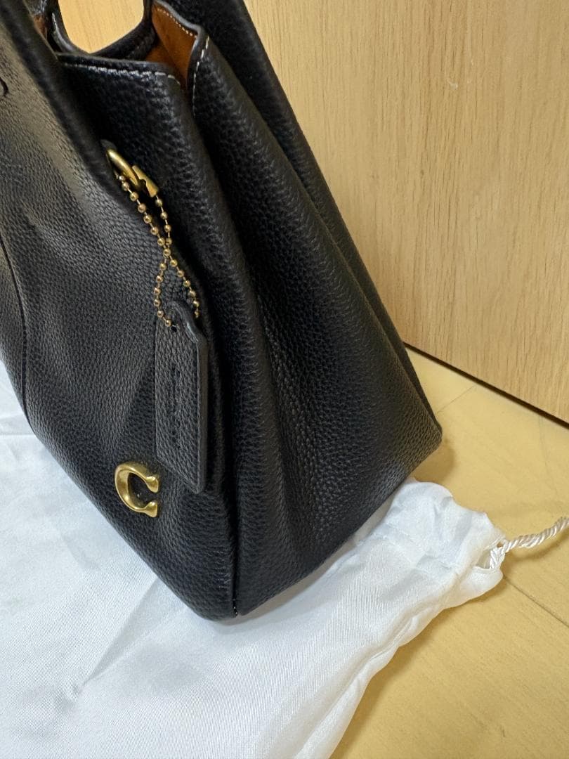 COACH ブラックレザー ハンドバッグ ZB0072