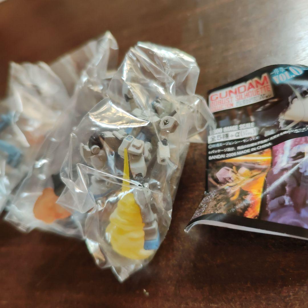 ガンダムロウバストシルエットコレクションシークレット入り全１２種
