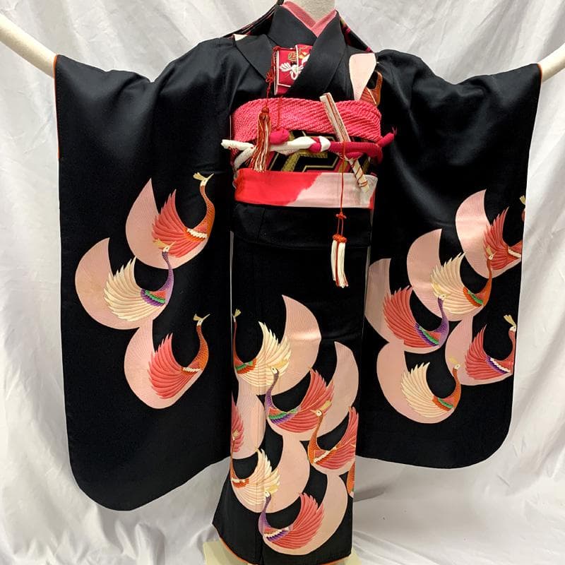 511ag43□七五三 七歳 女児 着物&袋帯 ヴィンテージ 孔雀 黒□状態良好