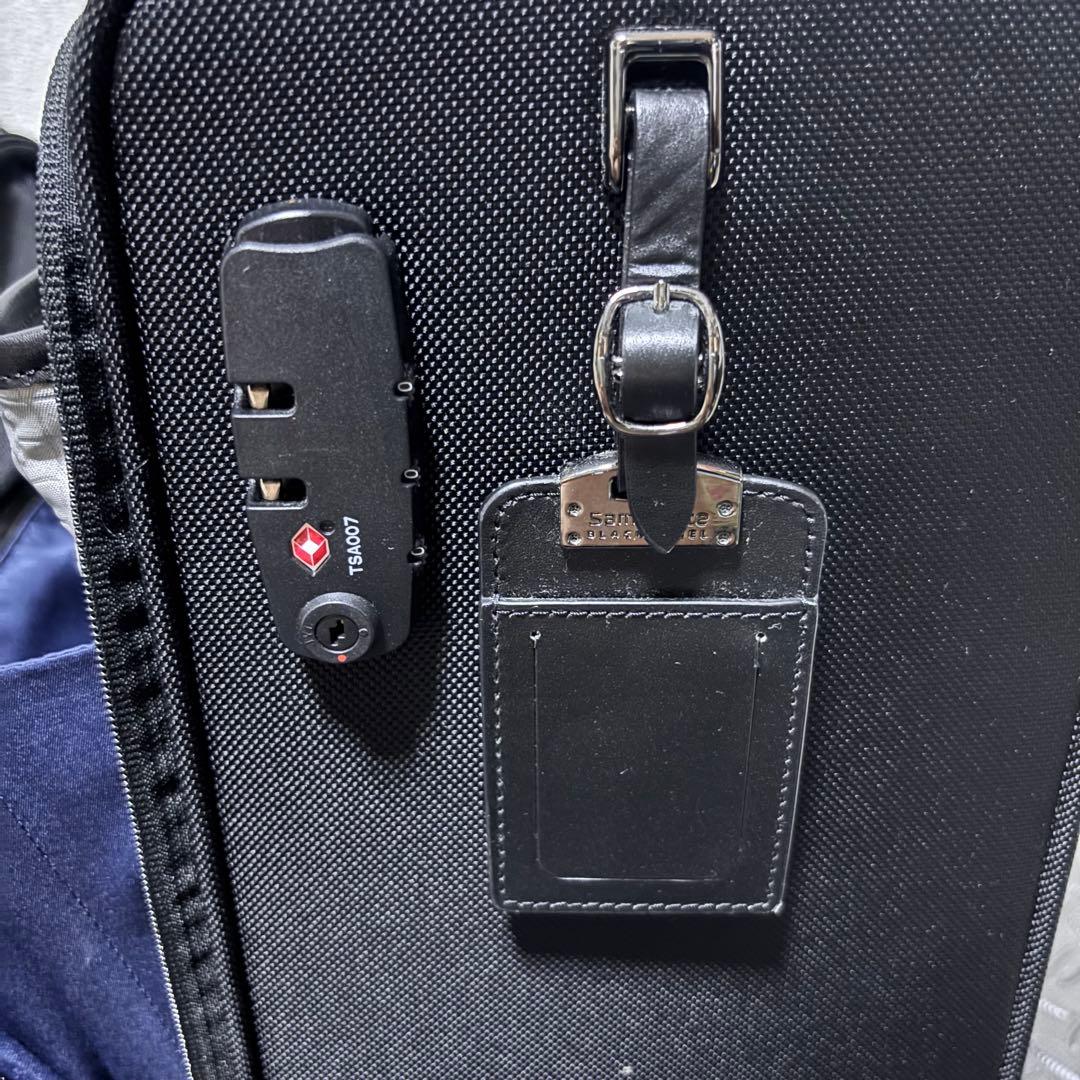 Hiii.＊様向け【美品ワケ有り】サムソナイト　ヴェロン2 スピナーローリング