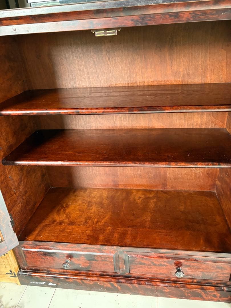 【木製ガラスキャビネット】レトロ収納棚／ガラス扉＆引き出し付き