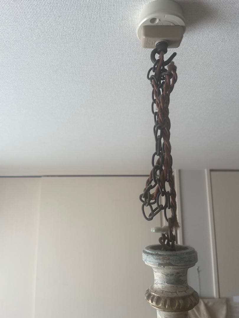 アンティーク　ペイント　ビンテージ　木製シャンデリア　キャンドル　ろうそく型