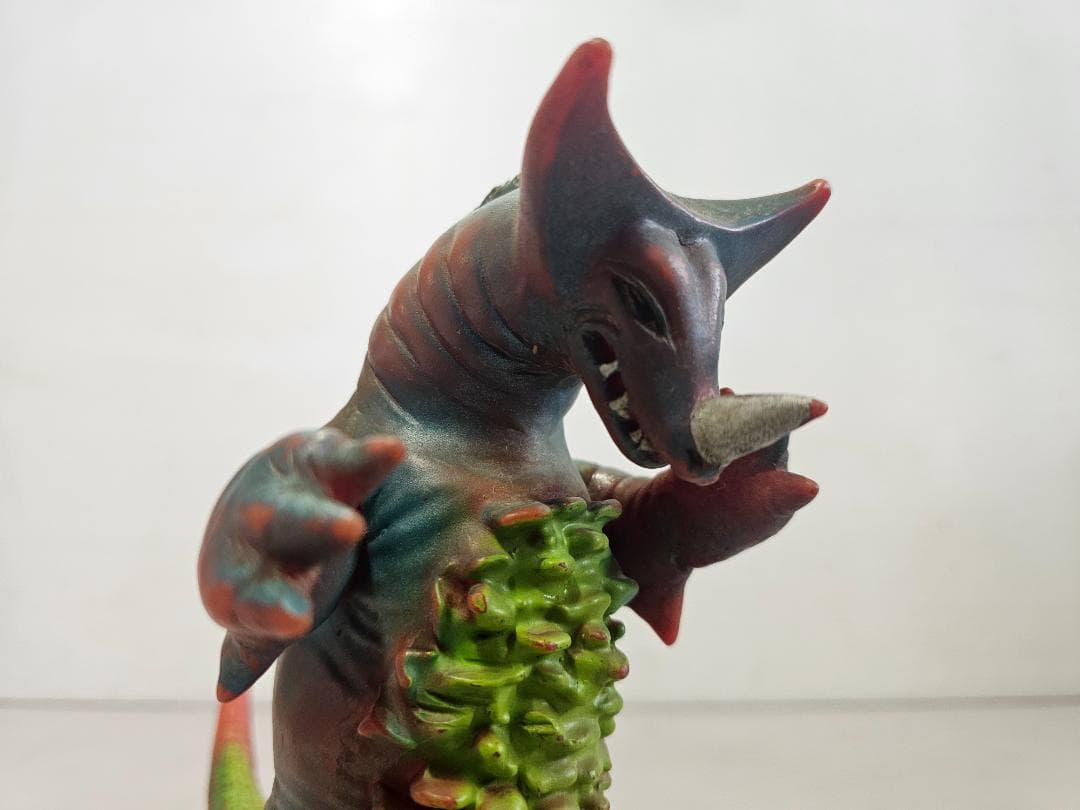 激レア ソフビ SAN ゴモラ 円谷プロ 昭和レトロ マルサン ヴィンテージ