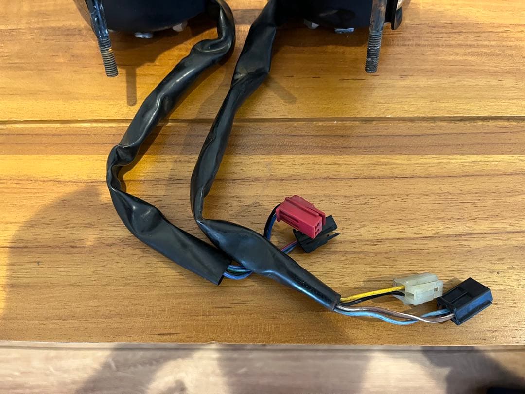 【美品】SR400 純正メーター　品薄希少品