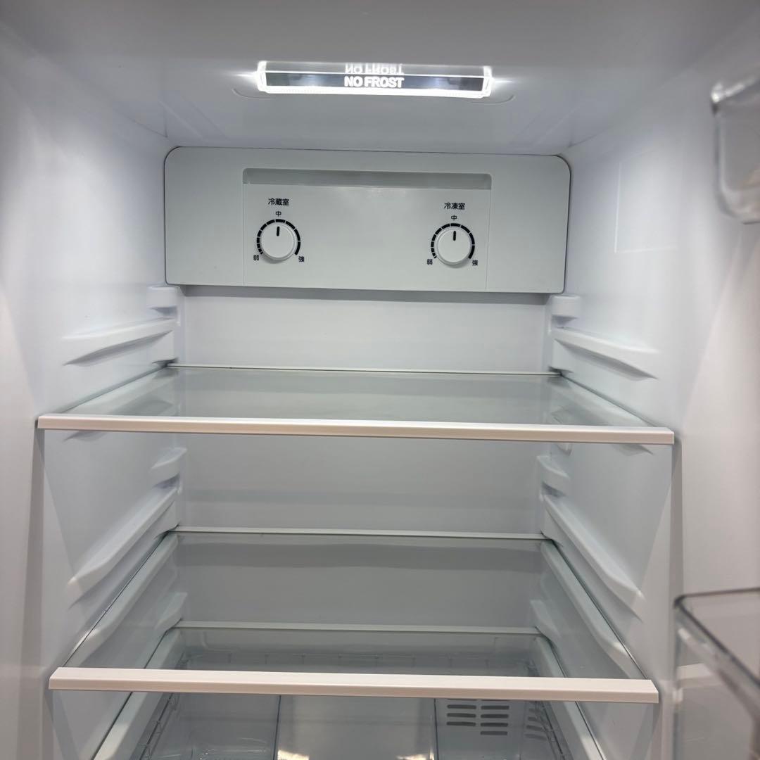 940⭕️冷蔵庫　Haier　一人暮らし　単身　大きめ　綺麗　右開き　設置無料