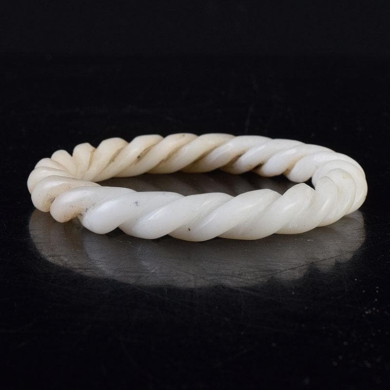 中国　玉石白玉彫刻　玉器　環　装飾品　C　8708E