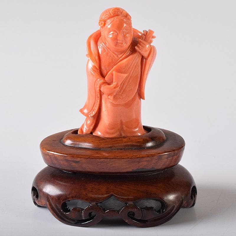 中国　赤珊瑚彫刻　サンゴ　弁財天像　七福神　置物　唐木台付　G　8383