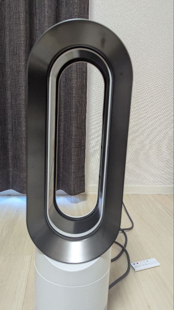 ダイソン扇風機　セラミックファンヒーター　AM09　2020年製