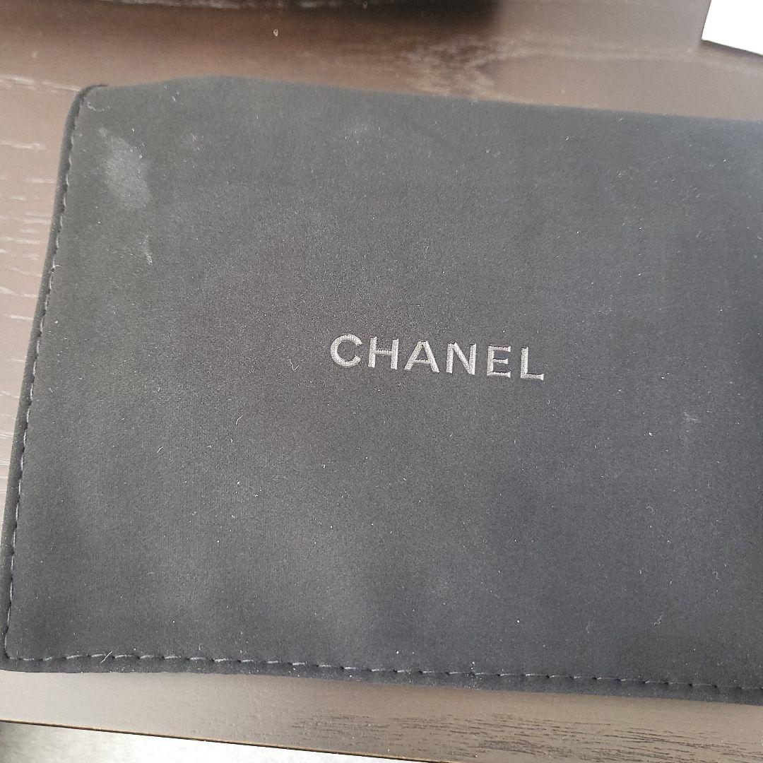 ちよ☆様　シャネル マトラッセ 三つ折り AP0229B キャビアスキン