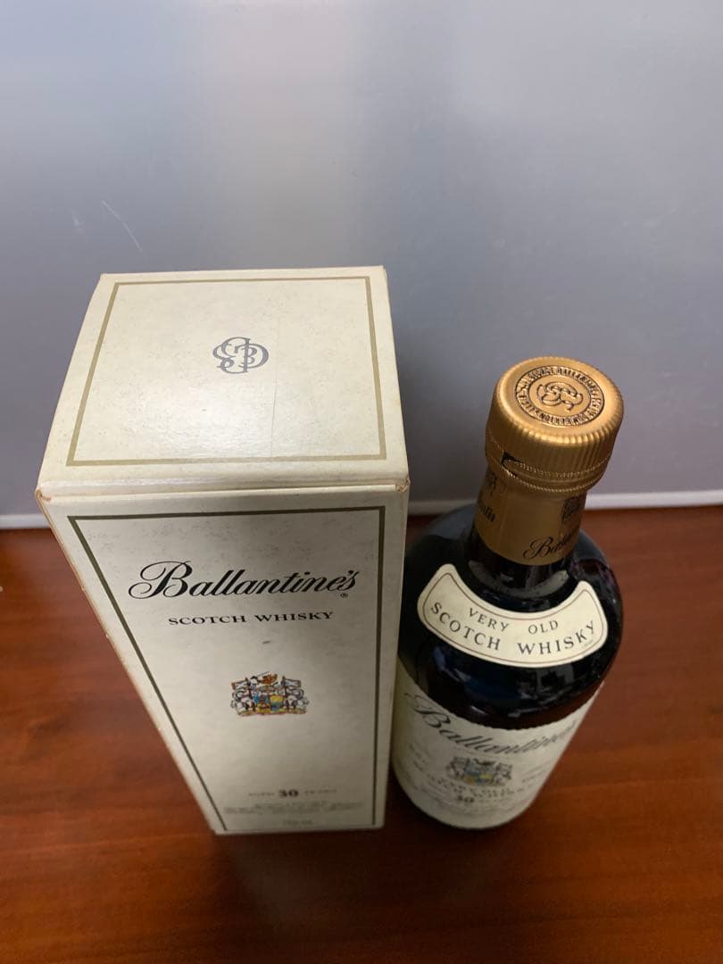 Ballantine's 30年熟成 スコッチウイスキー