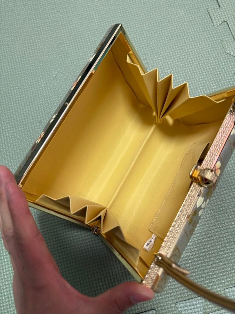 赤 花柄 振袖 着物　辻が花