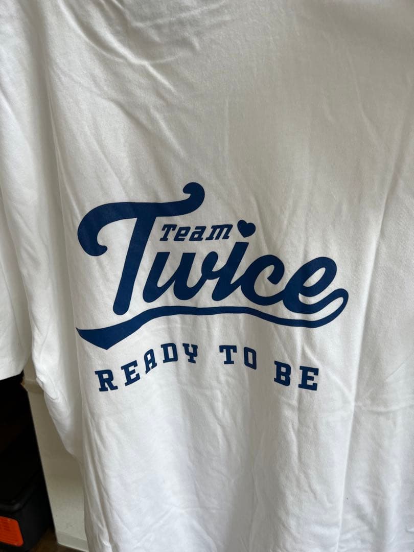 Twice READY TO BE オンラインくじ C賞　サイン入り Tシャツ
