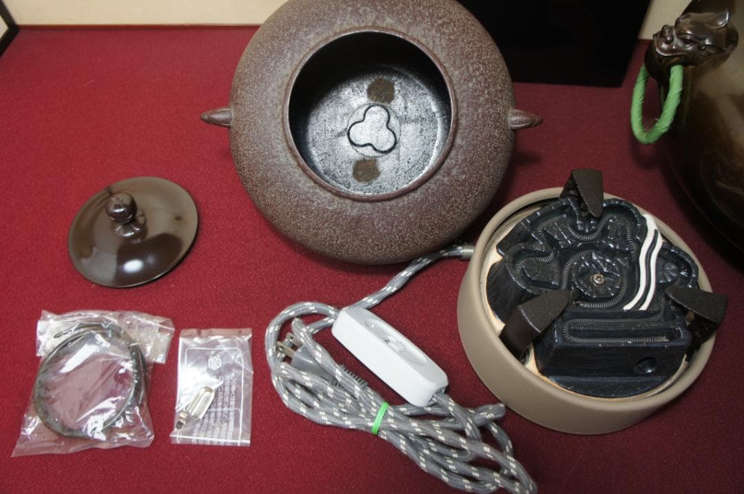 ☆美品 国宝経典作 真形釜添え唐銅鬼面風炉 唐銅蓋 釜鐶 電熱器他送料込み