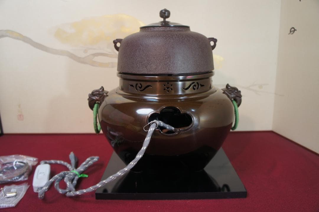 ☆美品 国宝経典作 真形釜添え唐銅鬼面風炉 唐銅蓋 釜鐶 電熱器他送料込み