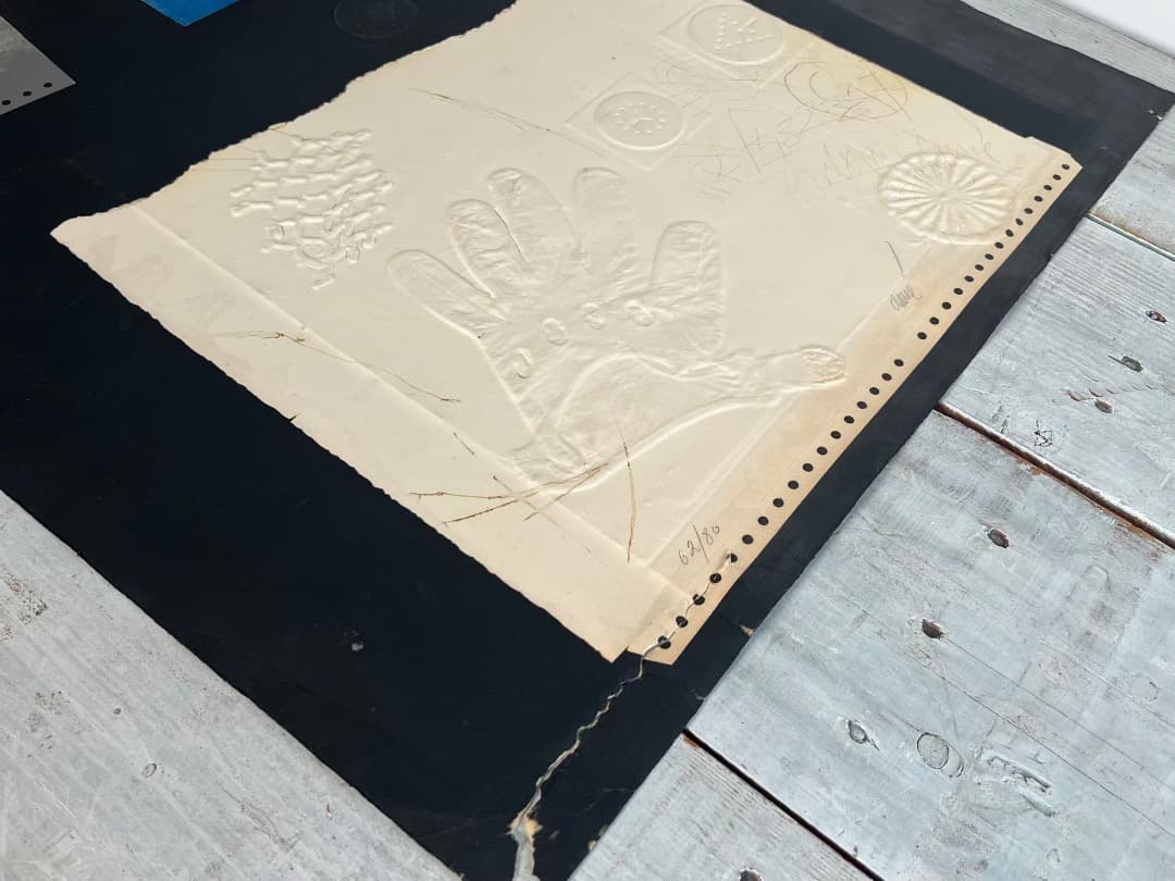 【希少】アントニー・クラーベ① 「手袋と記号」 カーボンランダム/エンボス