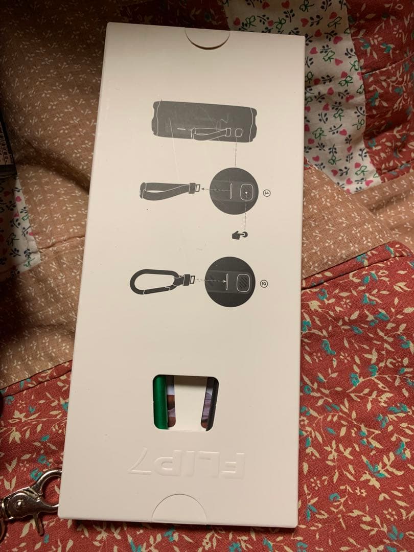 JBL FLIP7 ワイヤレススピーカー　レッドシリコンカバー付き