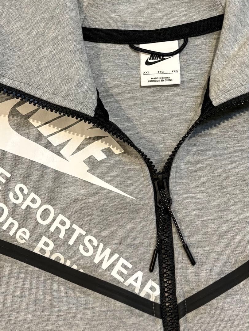 最終価格Nike テックフリースパーカー　2XL