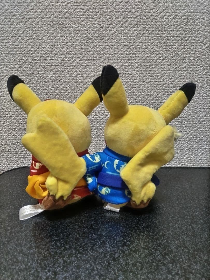 紙タグ付き❗️　マンスリーペアピカチュウ　ぬいぐるみ　9月