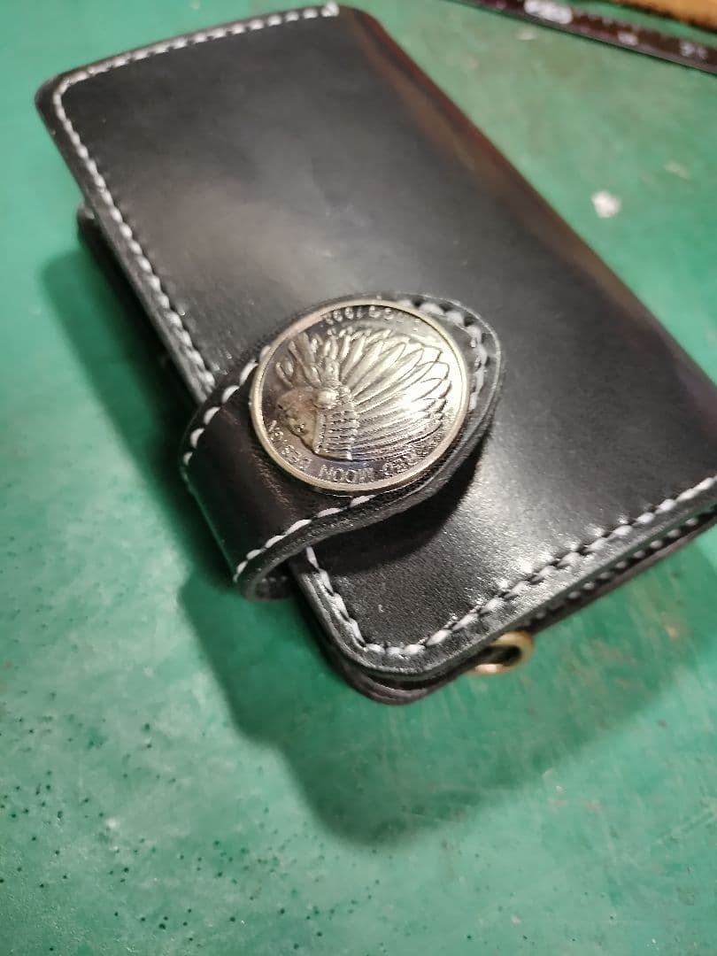 ブラック☆MiddleLeatherWalletミドルウォレット✮フラップ全縫い