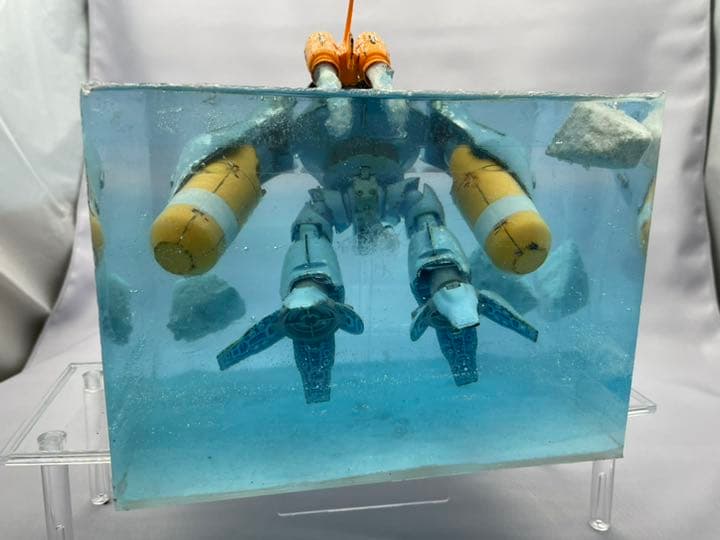 ハイゴッグ　水中航行ジオラマ　受注製作