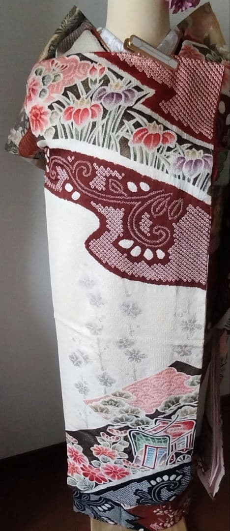 439.極上の総絞り　振袖7点セット 正絹　フルセット　成人式　ダークな苺