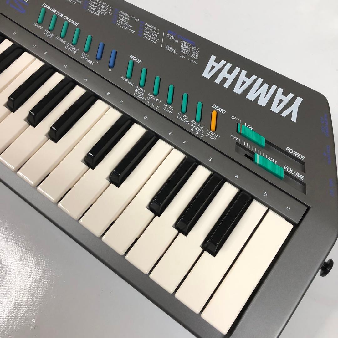 YAMAHA SHS-10 デジタルキーボード　ショルダー　ピアノ