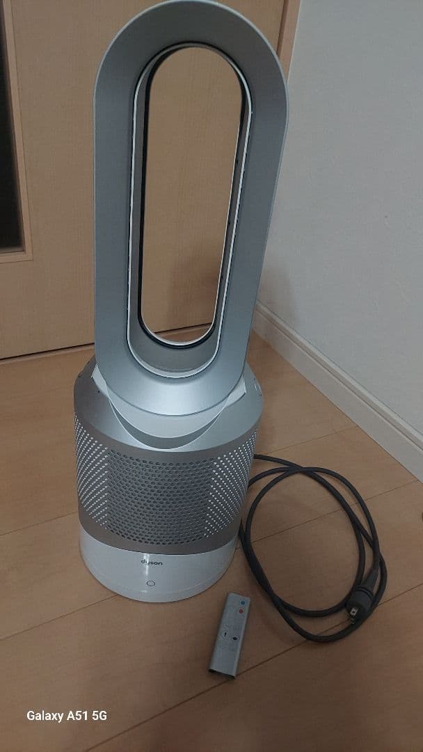 ダイソン 空気清浄機能付 Dyson Pure Hot + Cool HP03