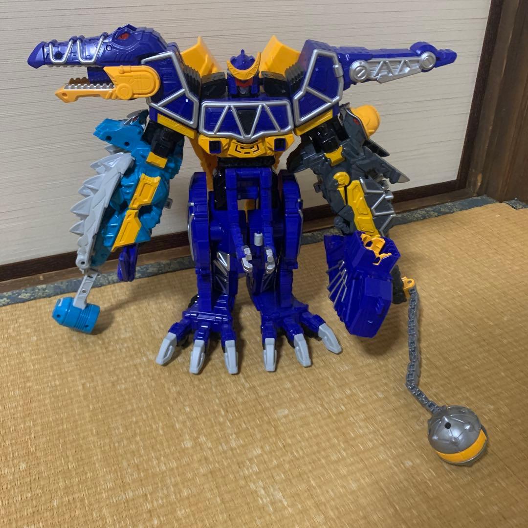 DX獣電竜トバスピノ　アンキドン　ブンパッキー　スピノダイオー　セット