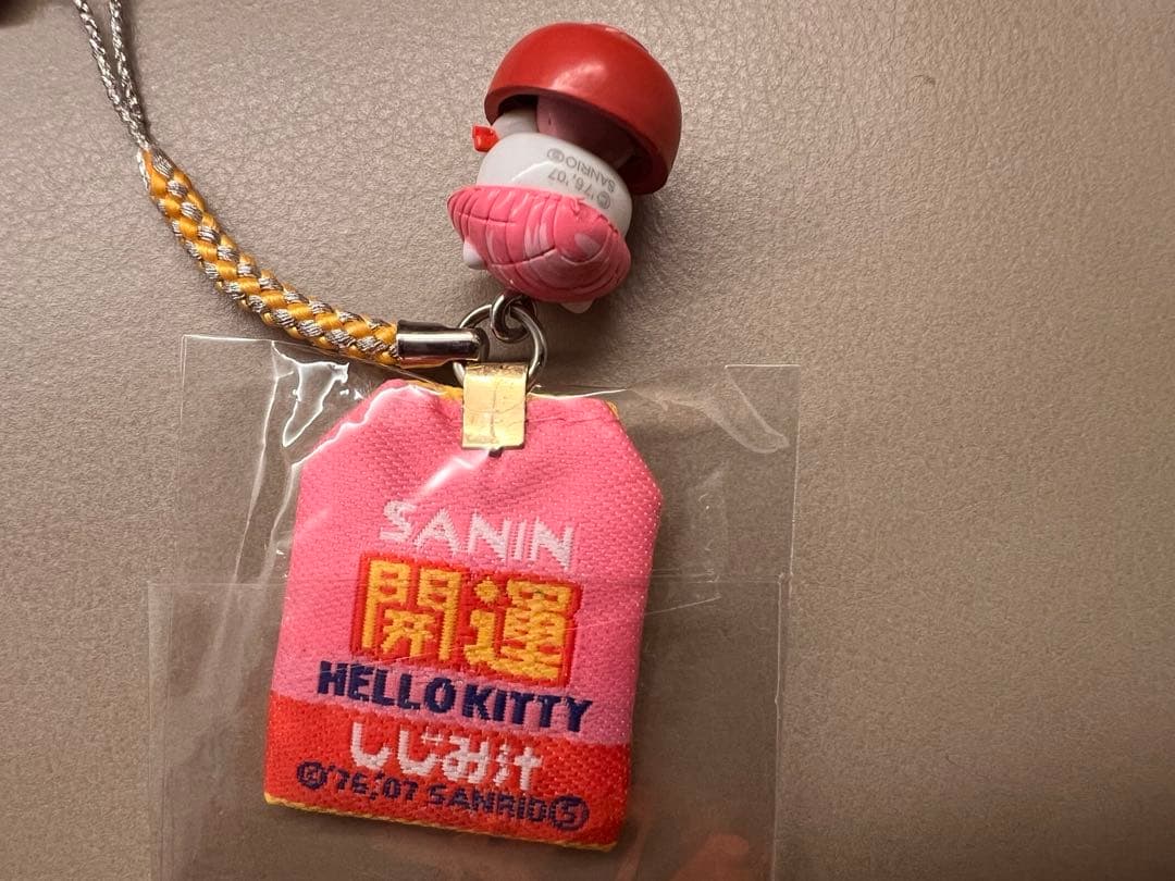 激レア【ご当地キティ】山陰限定　しじみ汁　根付け　ストラップ　開運おまもり付き