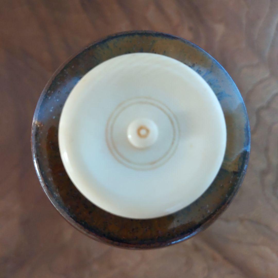 茶道具　高取焼　茶入　鬼丸雪山　作　貞家緞子　和久田丸紋　表千家　【匿名配送】