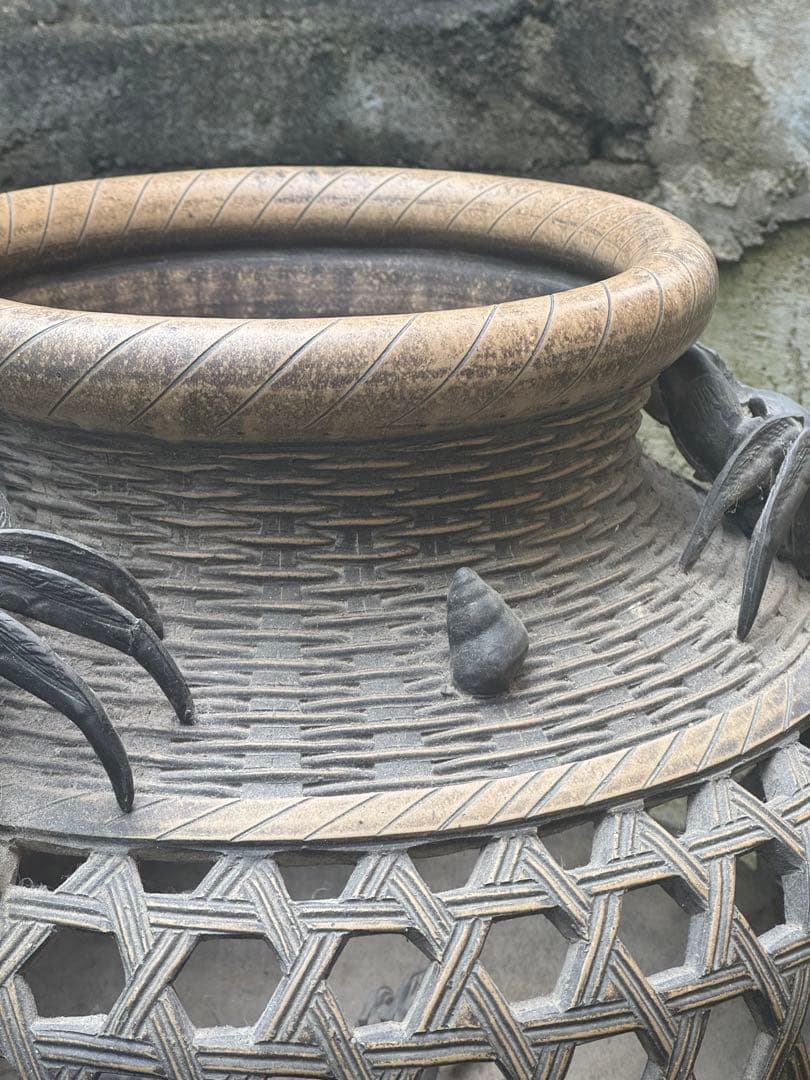 ‼️最後の値段‼️激安します‼️4/16①‼️唐物買取‼️名前有り‼️白泥製の透かしの花瓶‼️